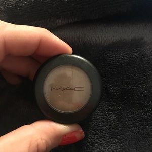 Mac eyeshadow in era